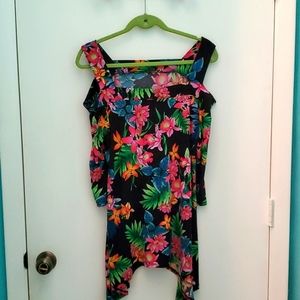 Cha Cha Vente Floral Cold Shoulder Top